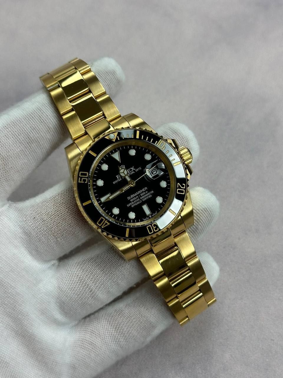 Rolex Submariner Date 116618LB With Golden Chain Strap Watch, Colors: Black Dial