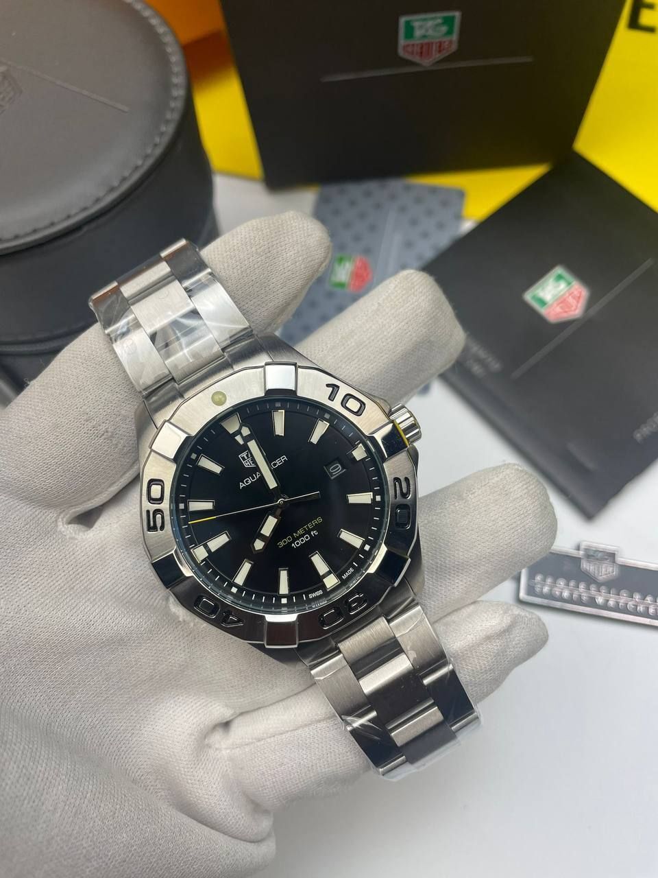 Tag Heuer Aquaracer 300M Watch in 4 Colors for Men's, Dial Colors: Black