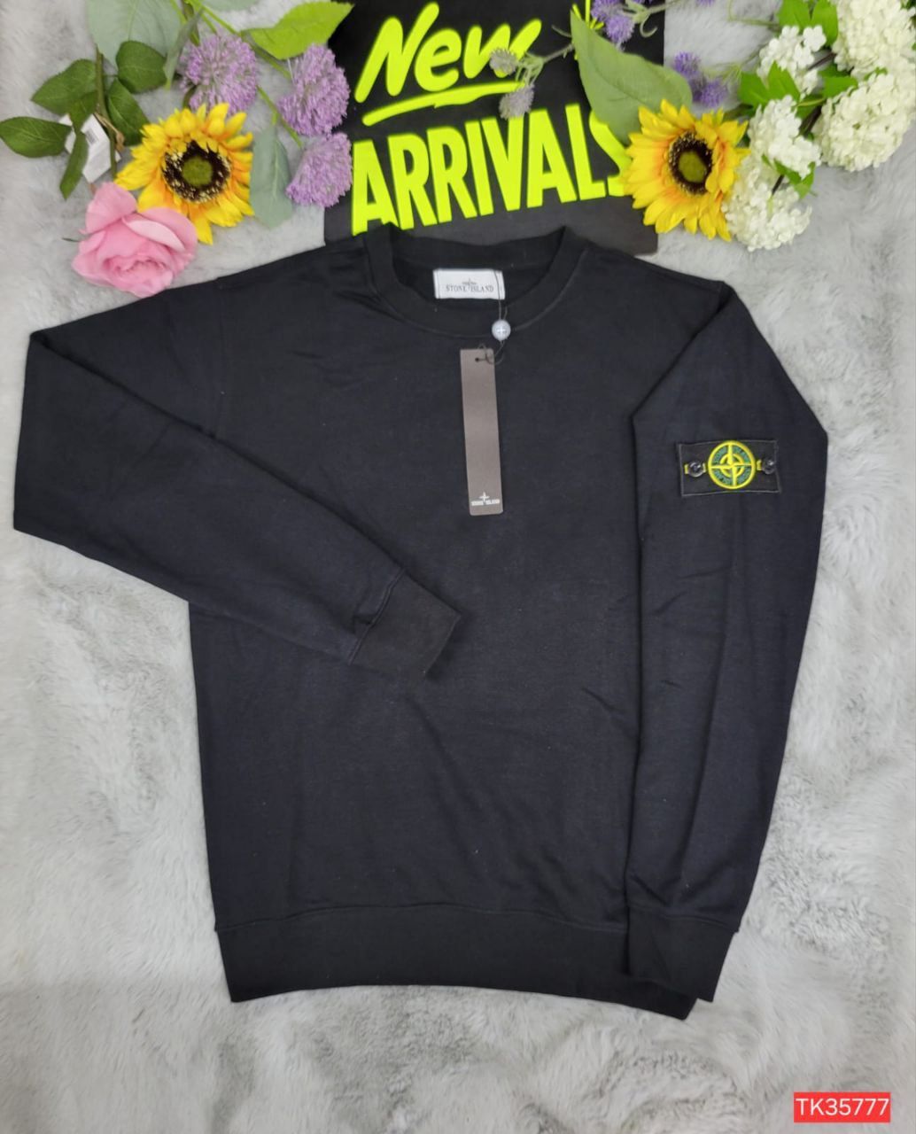 Stone Island Crew Neck Jumpers For Men's in Different Colors, Colors: Black