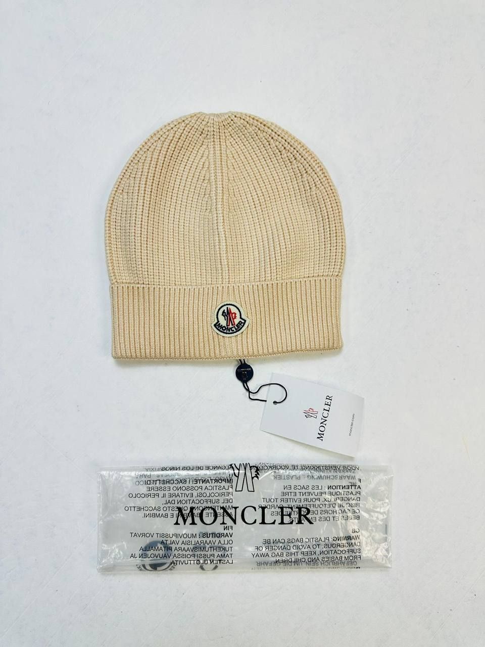 MONCLER Logo patch beanie Beige