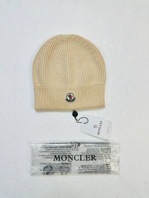 MONCLER Logo patch beanie Beige