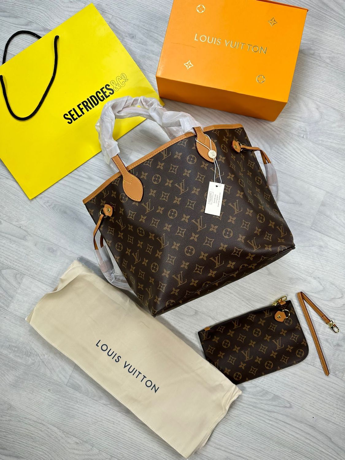 Louis Vuitton Women's Damier MM Designer Brown Tote Bag AAA Sale UK Woman First Copy Replica Cheap Price Fakes Reps Totebag Women's Luxury Rep Leather 1st Copies Purse Long Belt Ladies 1:1 LV Brand Logo Shoulder Bags Duplicate 