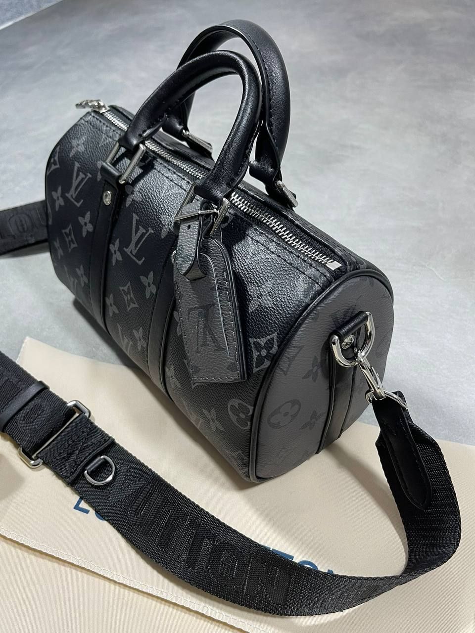 Louis Vuitton Men's LV Keepall Designer Black Bag Fake Rep Sale UK Man First Copy Reps Luggage Monogram Bags Cheap Price Replica Mens Leather 1st Copies Cross Body Long Belt 1:1 Brand Logo Fakes AAA Canvas Luxury Duplicate Original