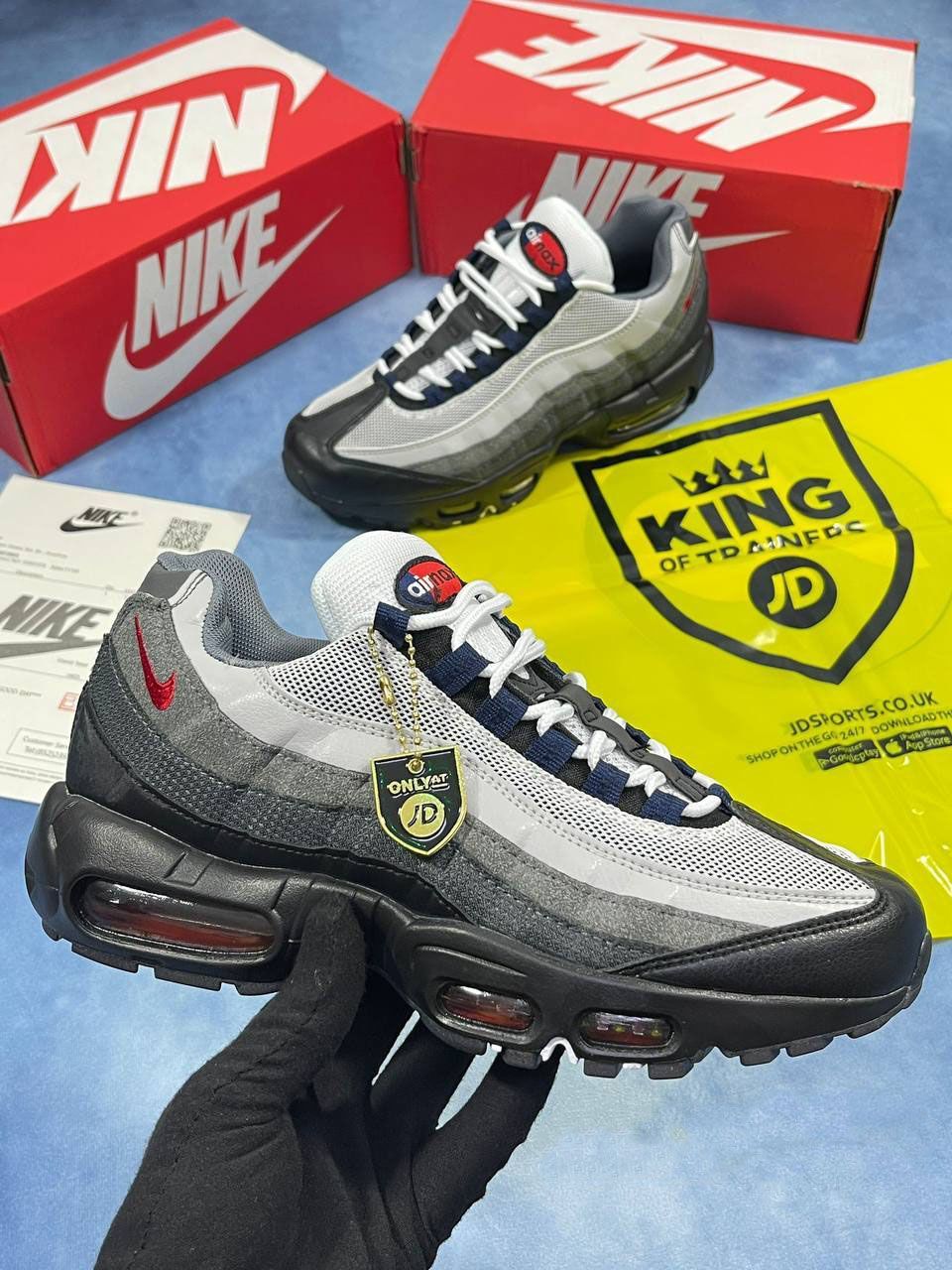 Nike Men's Trainers Trainer 95s 95's 1:1 Track Red Smoke UK 	Nikes Air Max 95 Men Mens Rep Replica Shoes Fake Man Mans Duplicate Sneakers First Copy Cheap Sneaker Sale Reps MAX.95 Air.Max DM0011-007 Black Anthracite Grey