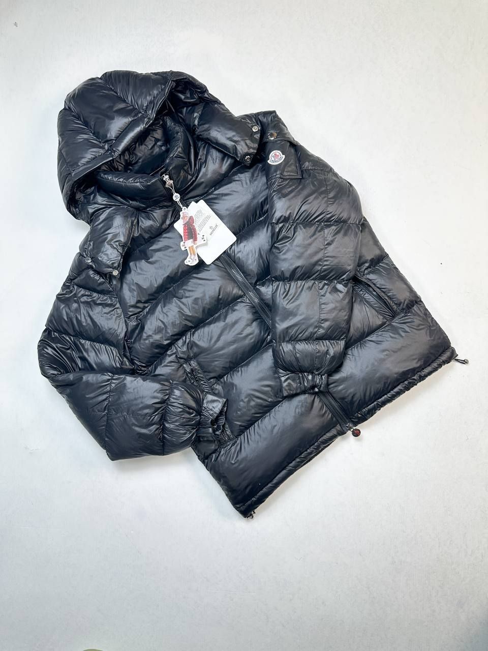 Moncler Padded Puffer Jackets For Men's in Different Colors, Colors: Black