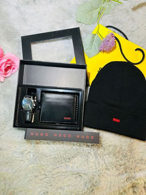 Hugo Boss Gift Set For Men's in Different Colors Hugo Boss Gift Set For Men's in Different Colors