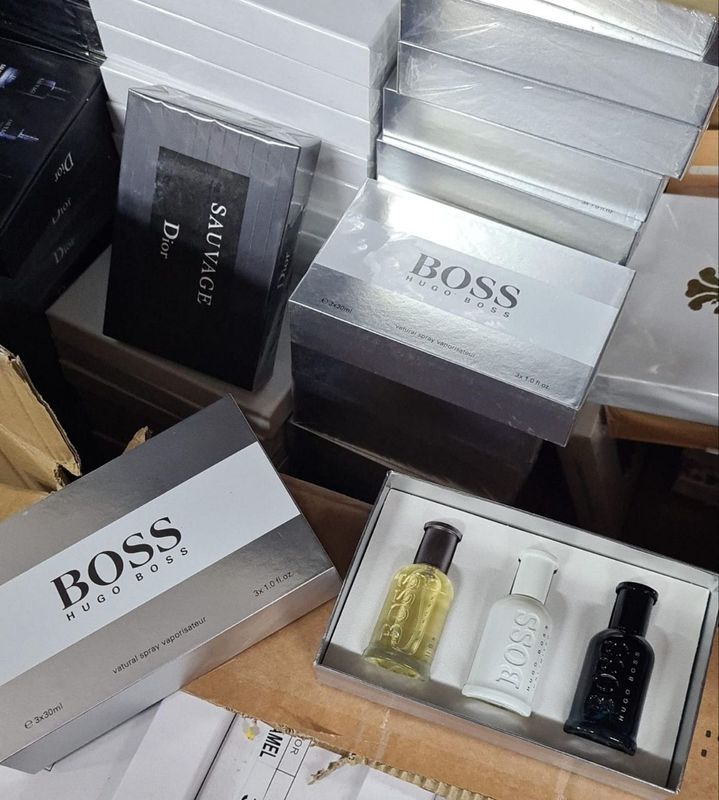 Hugo Boss Perfume Gift Set For Men's Hugo Boss Perfume Gift Set For Men's