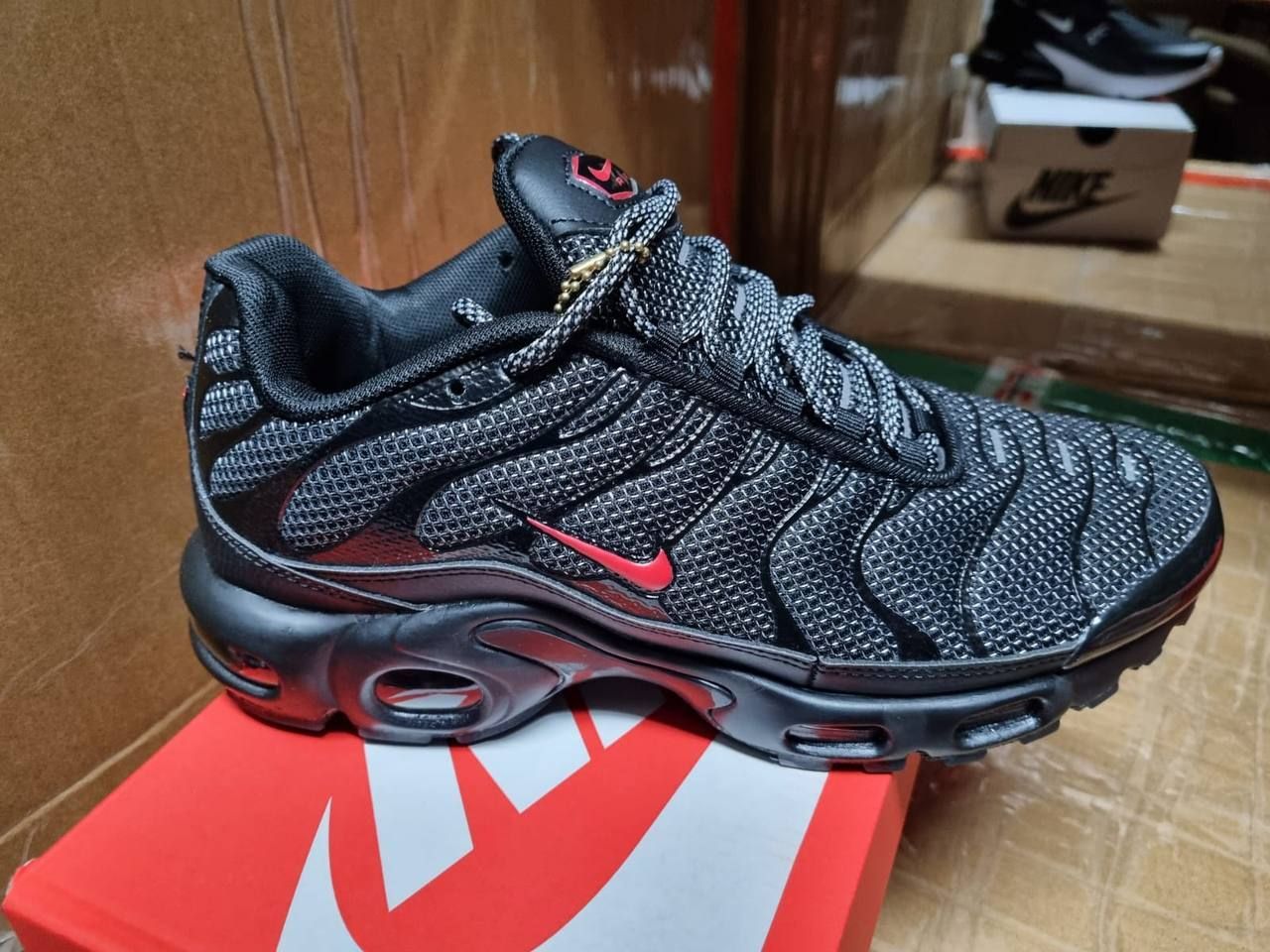 Nike TN Air Max Plus Metal Mesh Black Red Trainers For Men's