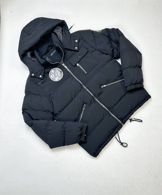 Moose Knuckles Puffer Jackets For Men's in 2 Colors Moose Knuckles Puffer Jackets For Men's in 2 Colors