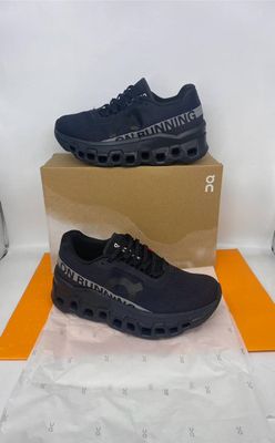 On Cloud Monster Running Trainers For Men's in Black Color