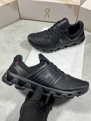 On Running Cloudswift 3 in Triple Black For Men's