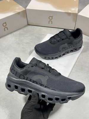 On Cloudmonster Running Trainers Black For Men's On Cloudmonster Running Trainers Black For Men's