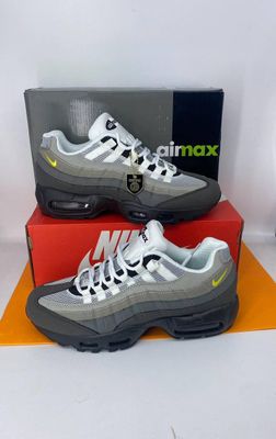 Nike Air Max 95 Yellow Strike Trainers For Men's Nike Air Max 95 Yellow Strike Trainers For Men's