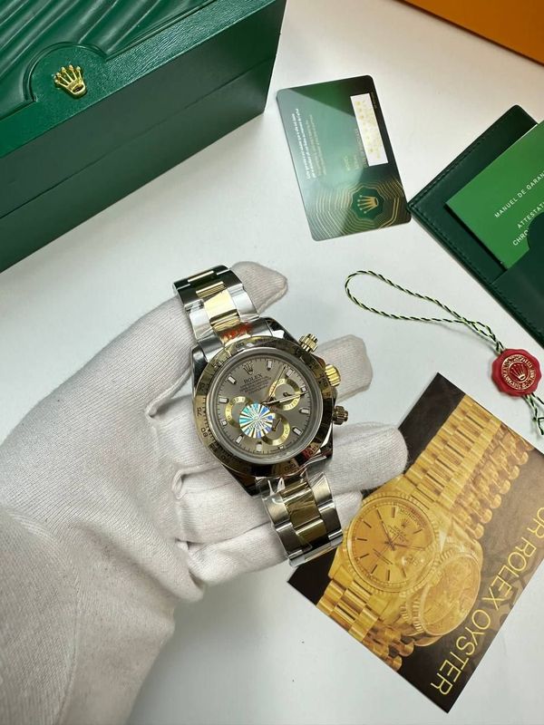 Rolex Cosmograph Daytona Gold/Steel Tahitian Mother of Pearl Diamond Dial Men's Watch
