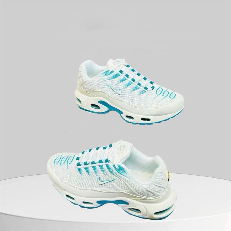 Nike TN Air Max Plus Trainers For Women's White/ Blue Nike TN Air Max Plus Trainers For Women's White/ Blue