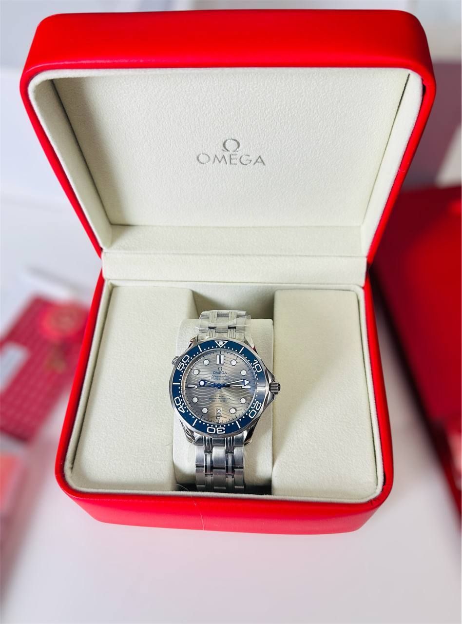 Omega Seamaster Diver 300M Professional Co-Axial Master Blue Ceramic Bezel Grey Dial Men's Watch