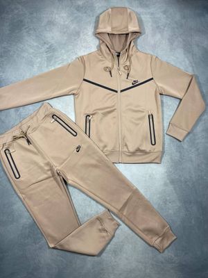 Rep Replica Fake Man Mans Duplicate Track Suit Copy Cheap Suits Sale UK Reps CU4489-247 Khaki CU4495-247 Black AAA Nike Best 