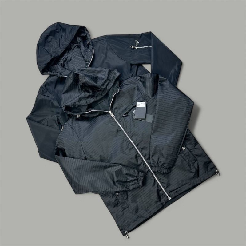 Prada Milano Reversible Hooded Jacket Prada Milano Men's Women's Reversible Black Jacket Fake Rep Sale UK Man Woman First Copy Designer Replica Cheap Price Rain Jackets Men Women Windbreaker 1st Copies Fakes Reps Luxury Summer Coats 1 to 1 Brand Logo 1:1 AAA Duplicate