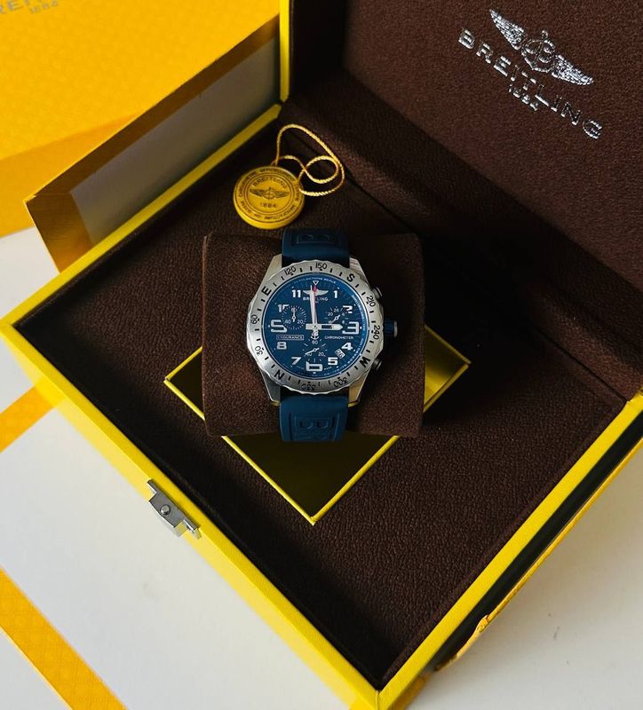 Breitling Endurance Pro Blue Dial Men's Watch Breitling Endurance Pro Blue Dial Men's Watch