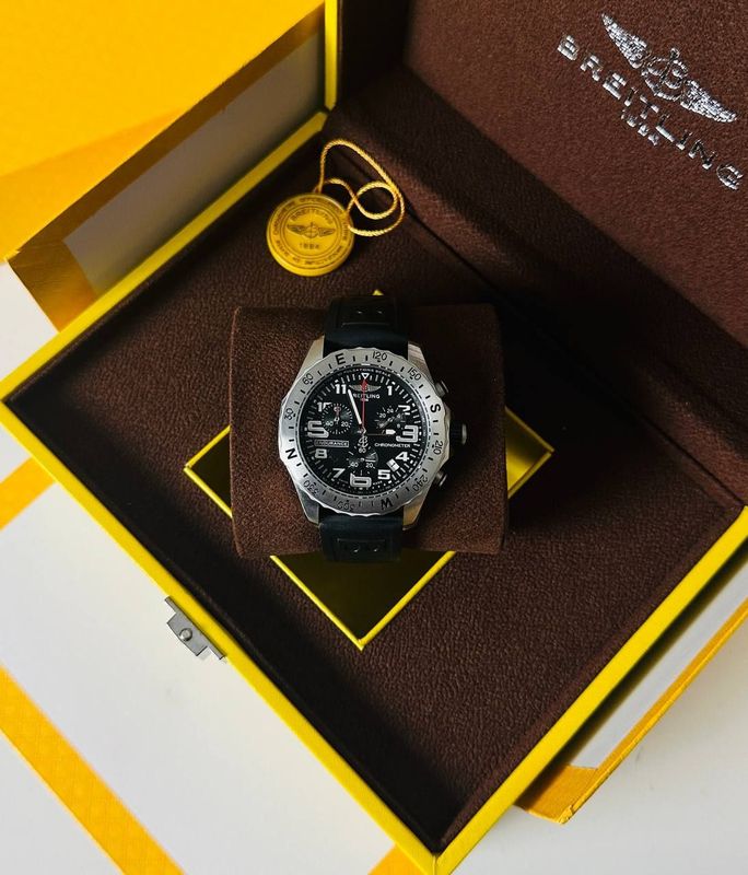 Breitling Endurance Pro Black Dial Men's Watch Breitling Endurance Pro Black Dial Men's Watch