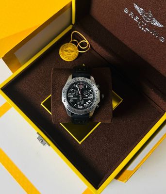 Breitling Endurance Pro Black Dial Men's Watch Breitling Endurance Pro Black Dial Men's Watch