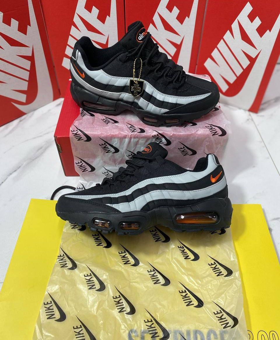 Nike Men's Trainers Trainer 95s 95's 1:1 Black Grey Safety	Nikes Air Max 95 Men Mens Rep Replica Shoes Fake Man Mans Duplicate Sneakers First Copy Cheap Sneaker Sale UK Reps MAX.95 Air.Max DX2657-001 AAA Quality Orange