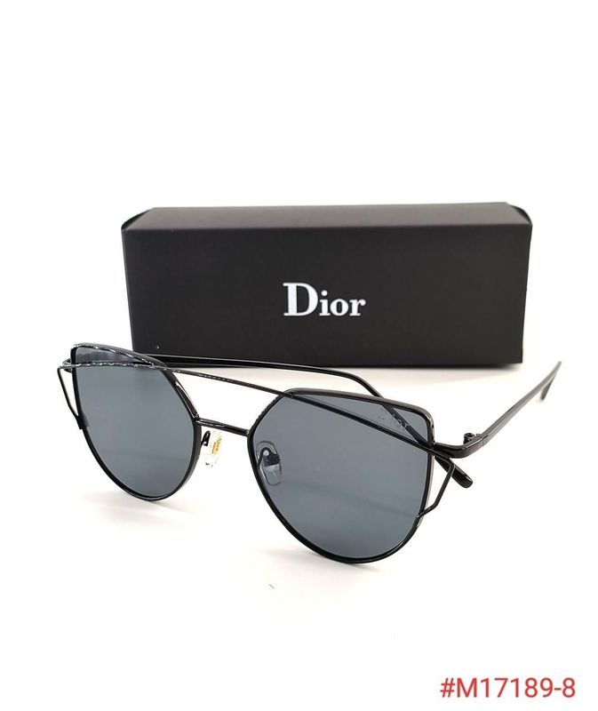 Dior Cat Eye Sunglasses in Black Frame Color Dior Cat Eye Sunglasses in Black Frame Color