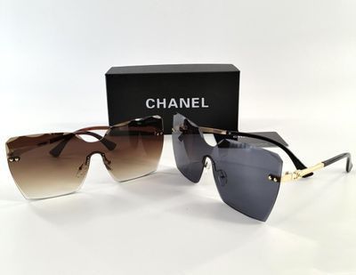 Chanel Fashion Square Frame Sunglasses in 2 Colors Chanel Fashion Square Frame Sunglasses in 2 Colors