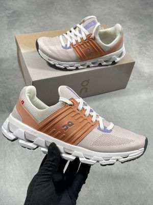 On Running Cloudswift 3 Sand/Sandstone Trainers For Women's
