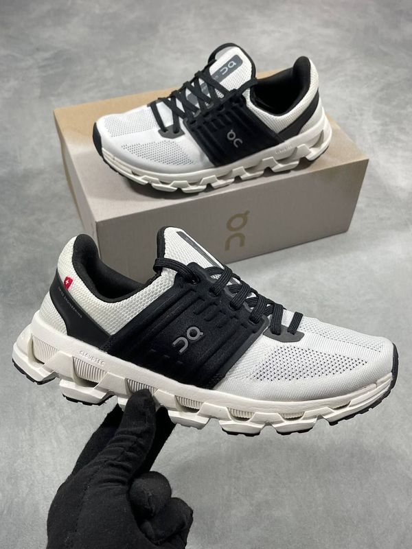 On Running Cloudswift White Black Trainers For Women's