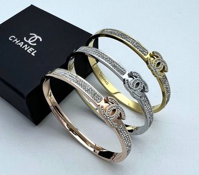 Chanel Bracelets For Women's in Different Colors Chanel Bracelets For Women's in Different Colors