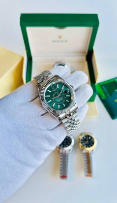 Rolex Sky Dweller Mint Dial Men's Watch Silver Chain Rolex Sky Dweller Mint Dial Men's Watch Silver Chain