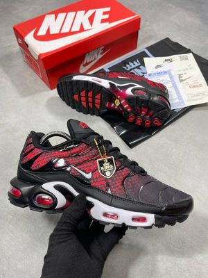 Nike TN Air Max Plus in Black/Red Color For Men's Trainers