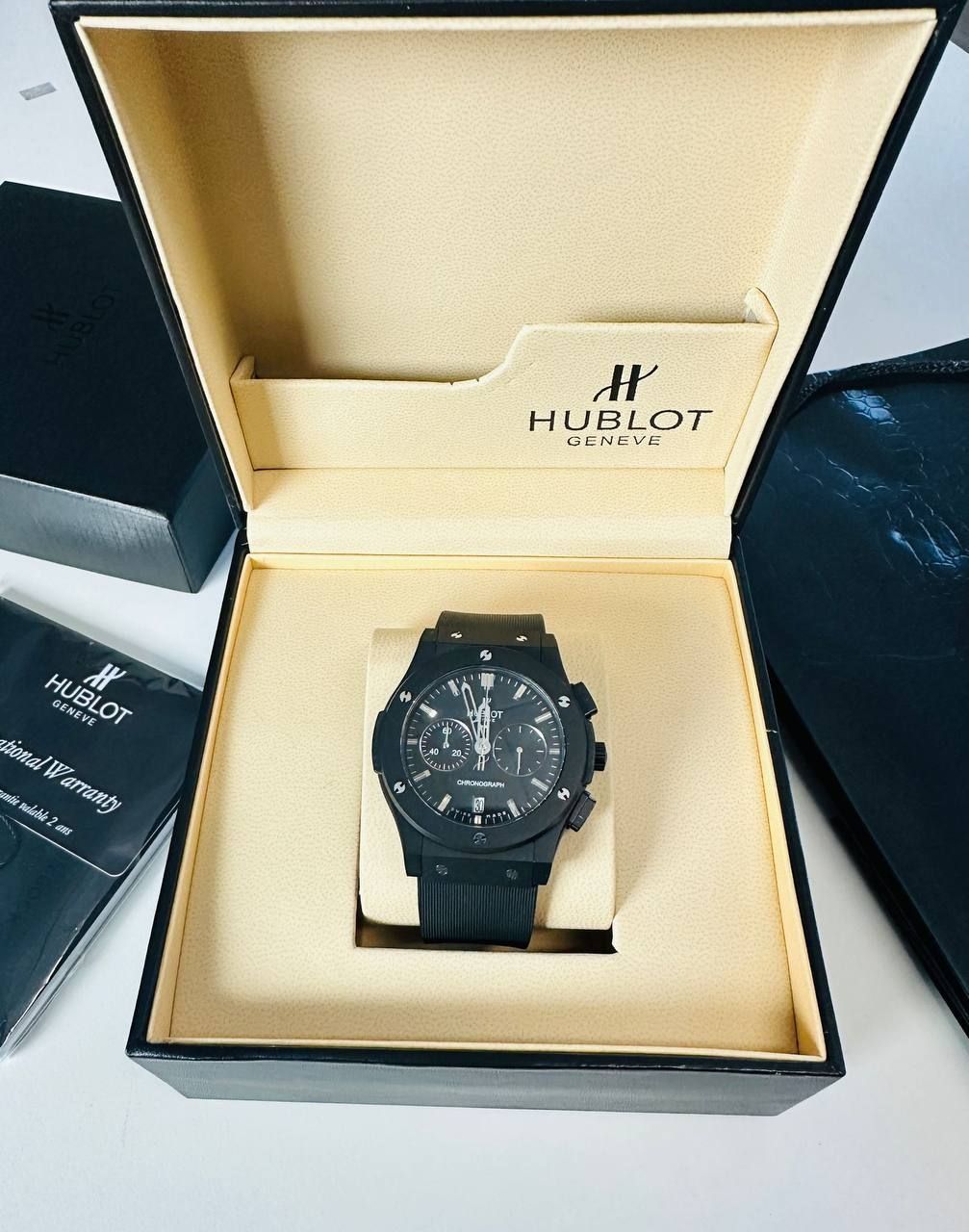 Hublot Classic Fusion Chronograph Black Dial Rubber Strap Men's Watch