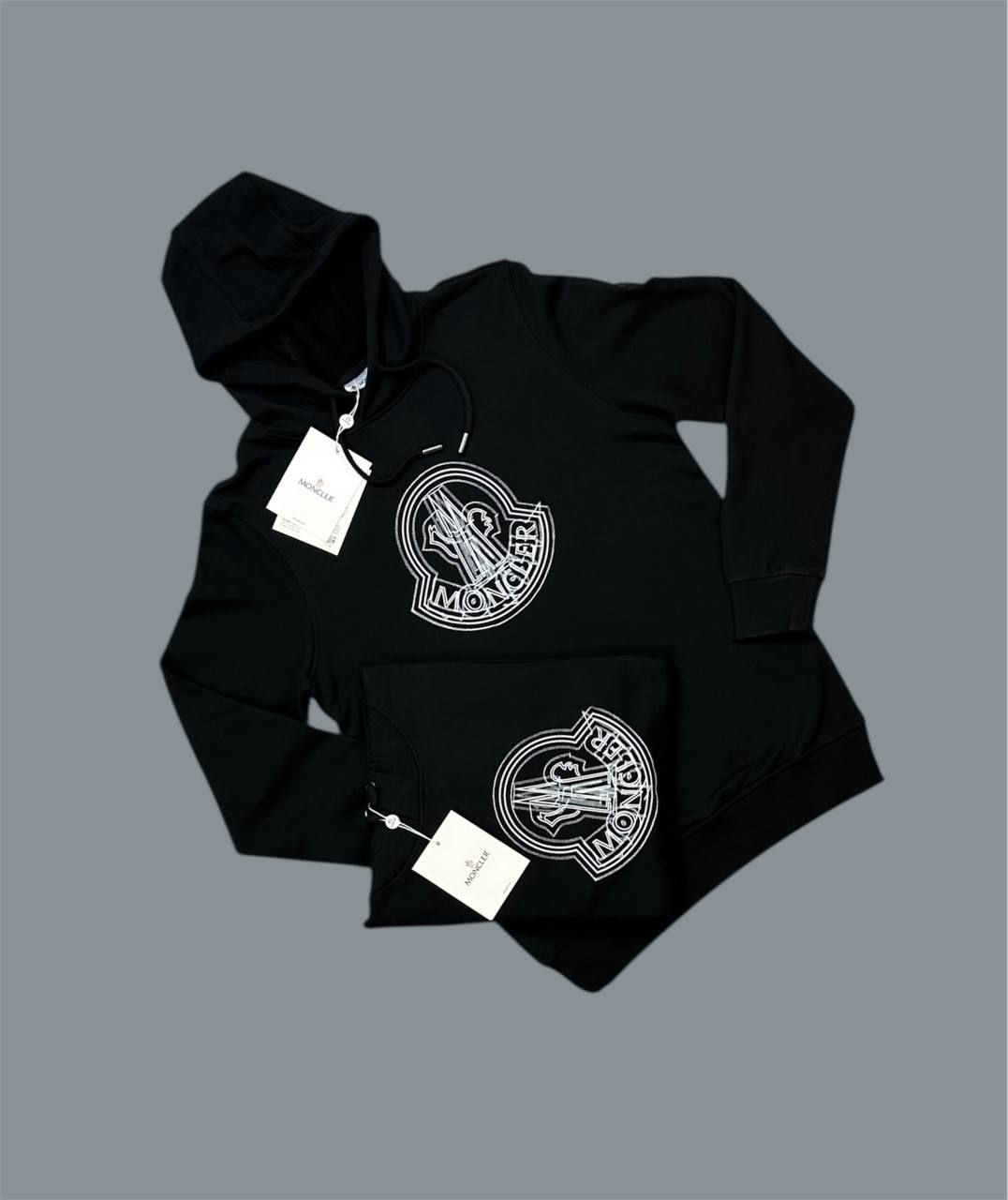 Moncler Logo-Print Hoodie in Black Color For Men's Moncler Logo-Print Hoodie in Black Color For Men's