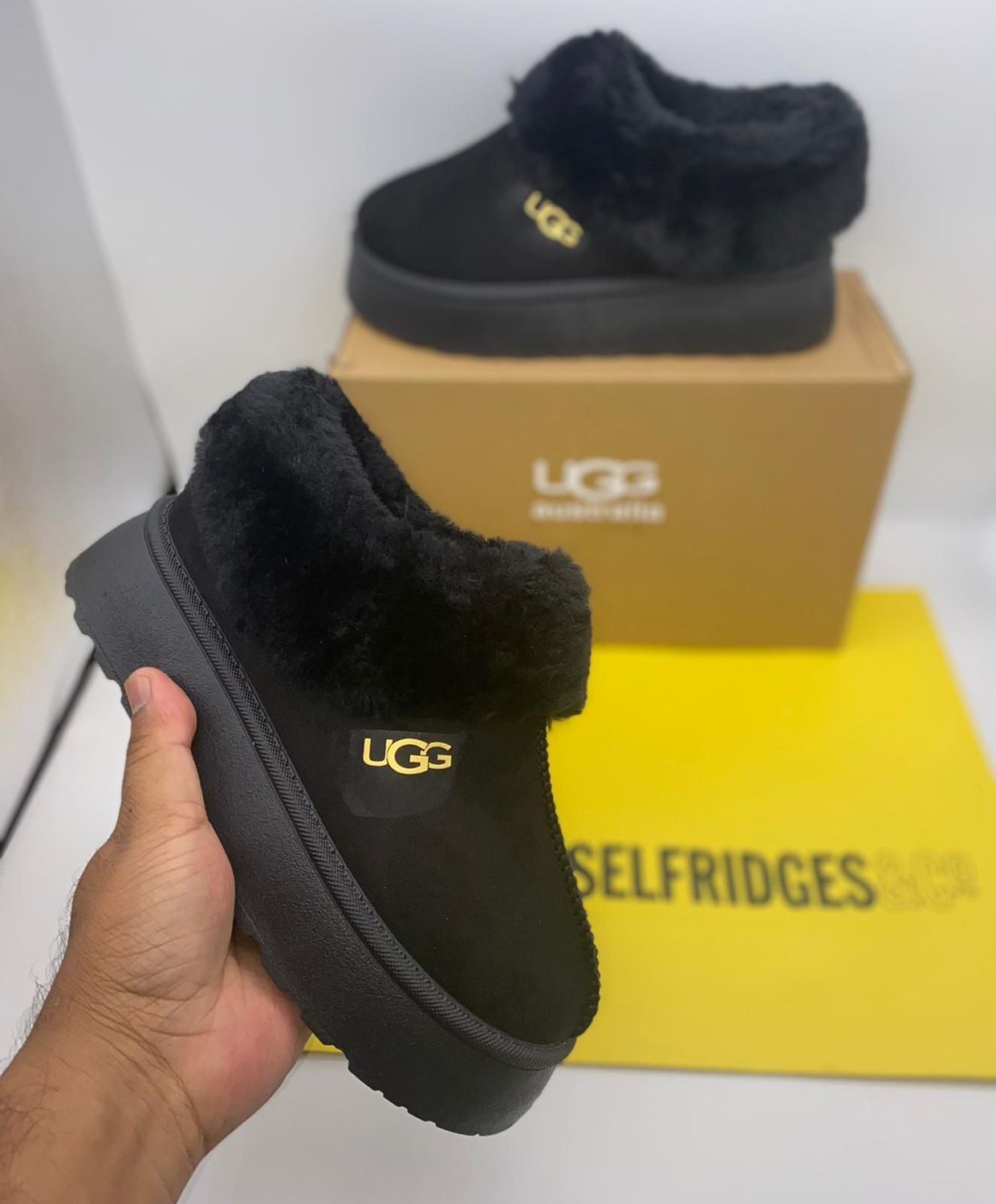 Ugg Shoes With Fur for Women, Colors: Black