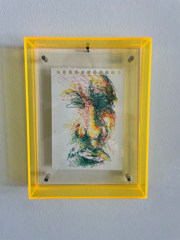 Sketch head yellow