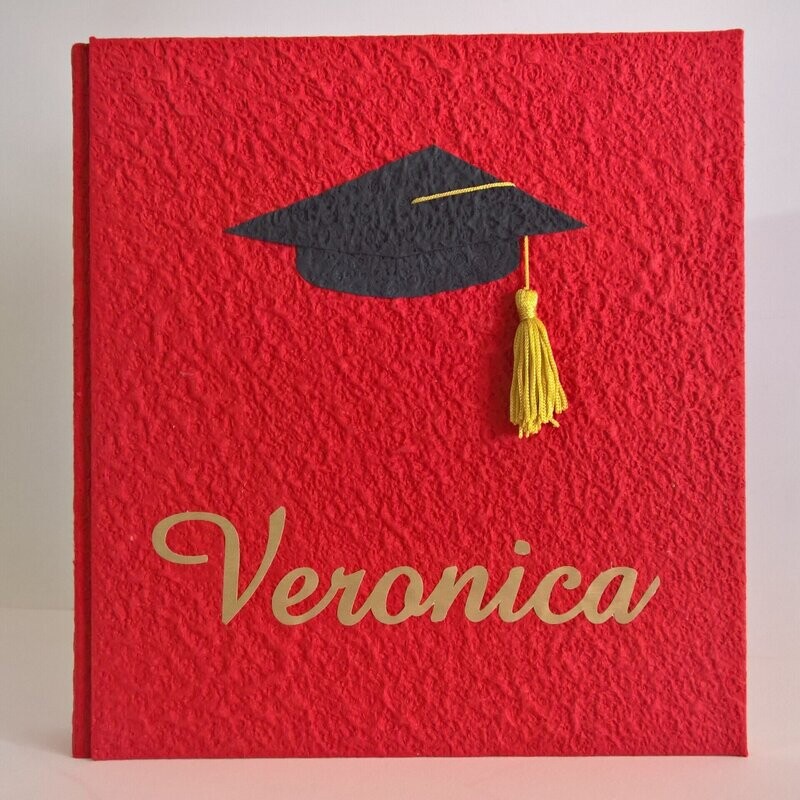 Album fotografico laurea con tocco e nome