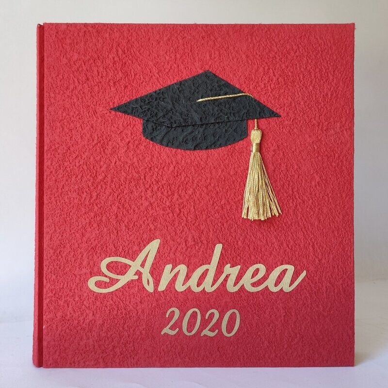 Album fotografico laurea con tocco, nome e data