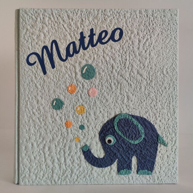 Album fotografico celeste con elefantino e nome