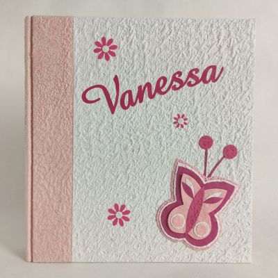 Album fotografico con farfalla, fiori e nome