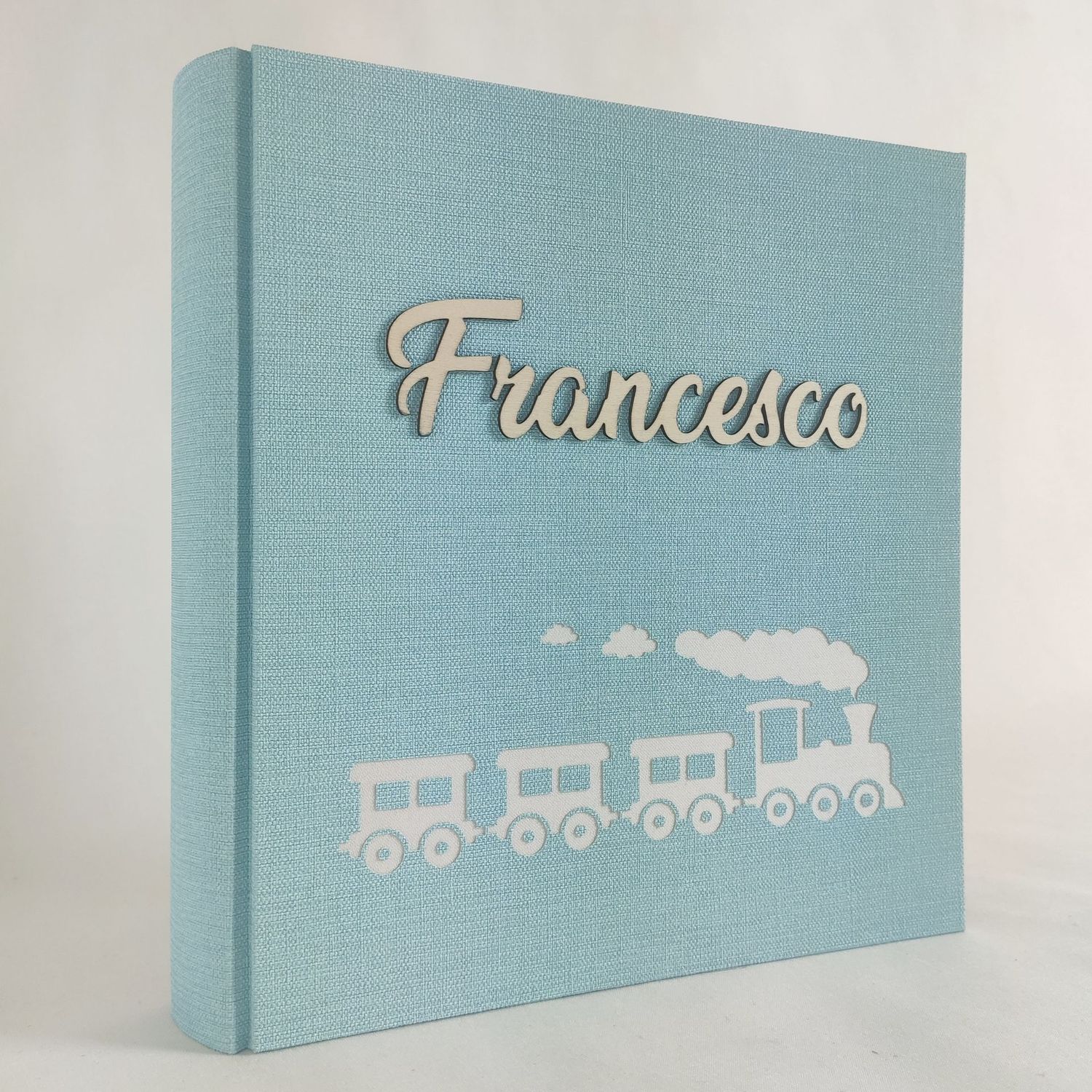 Album fotografico nome in legno e trenino Album fotografico nome in legno e trenino