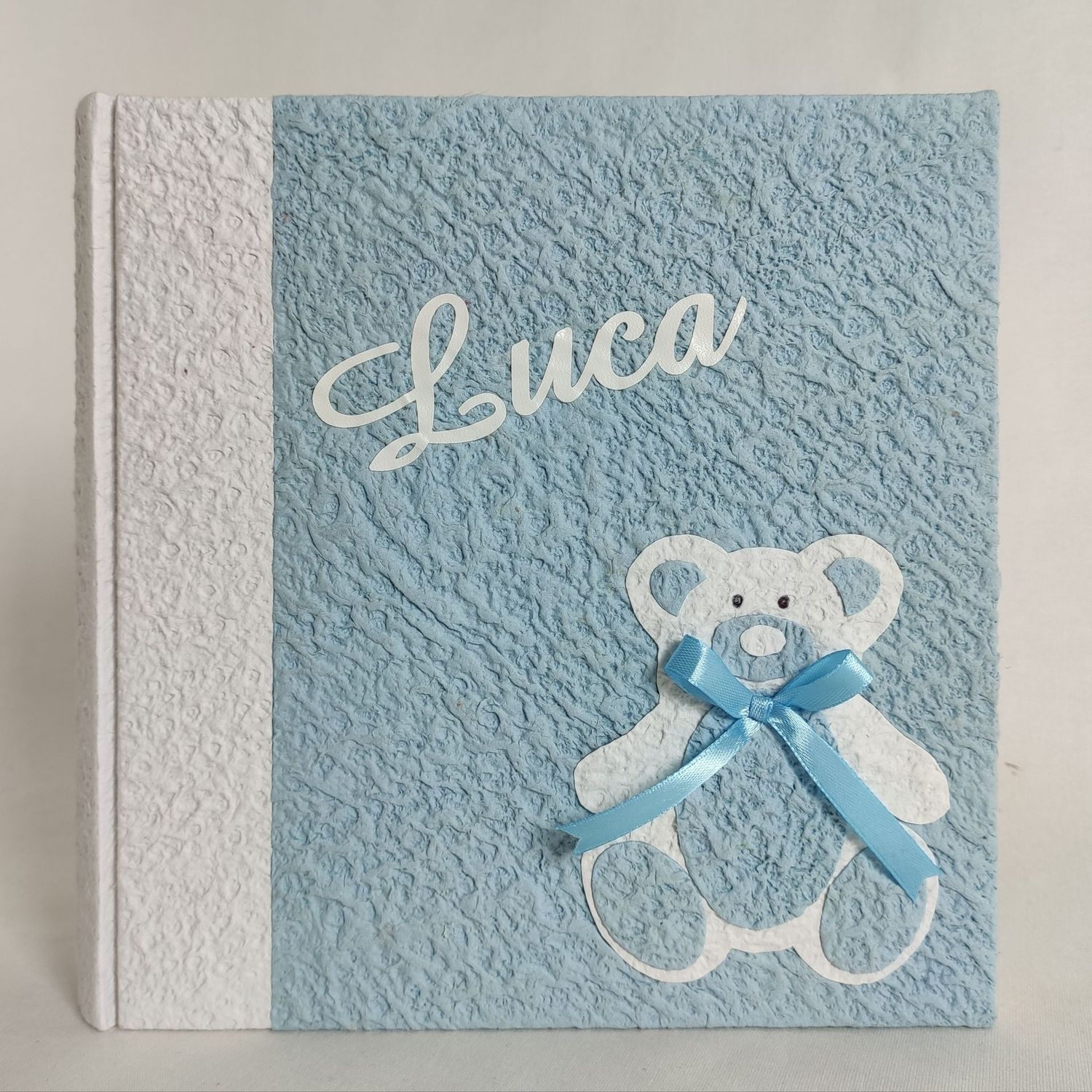 Album fotografico celeste e bianco con orsetto e nome