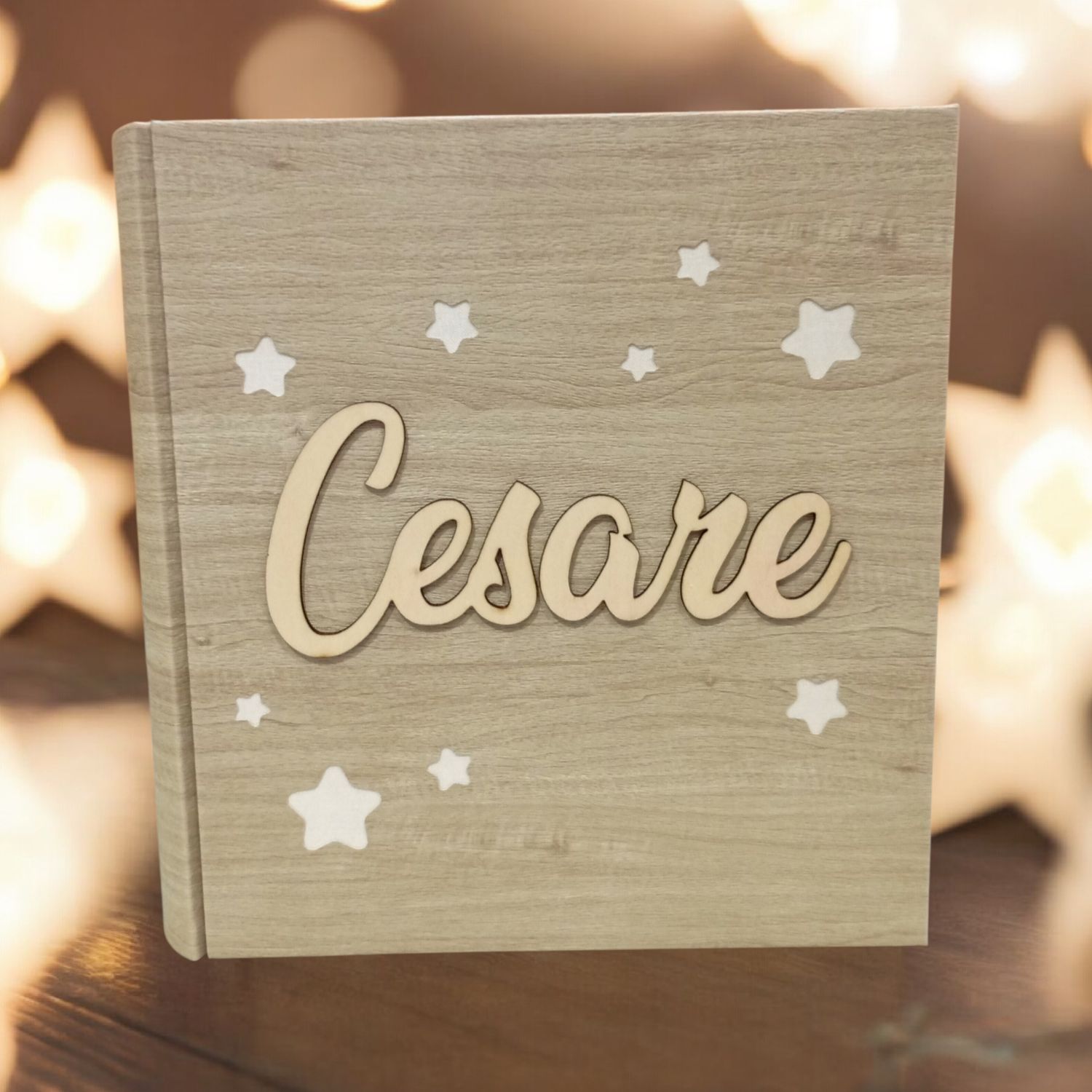 Album fotografico nome in legno e stelle incise