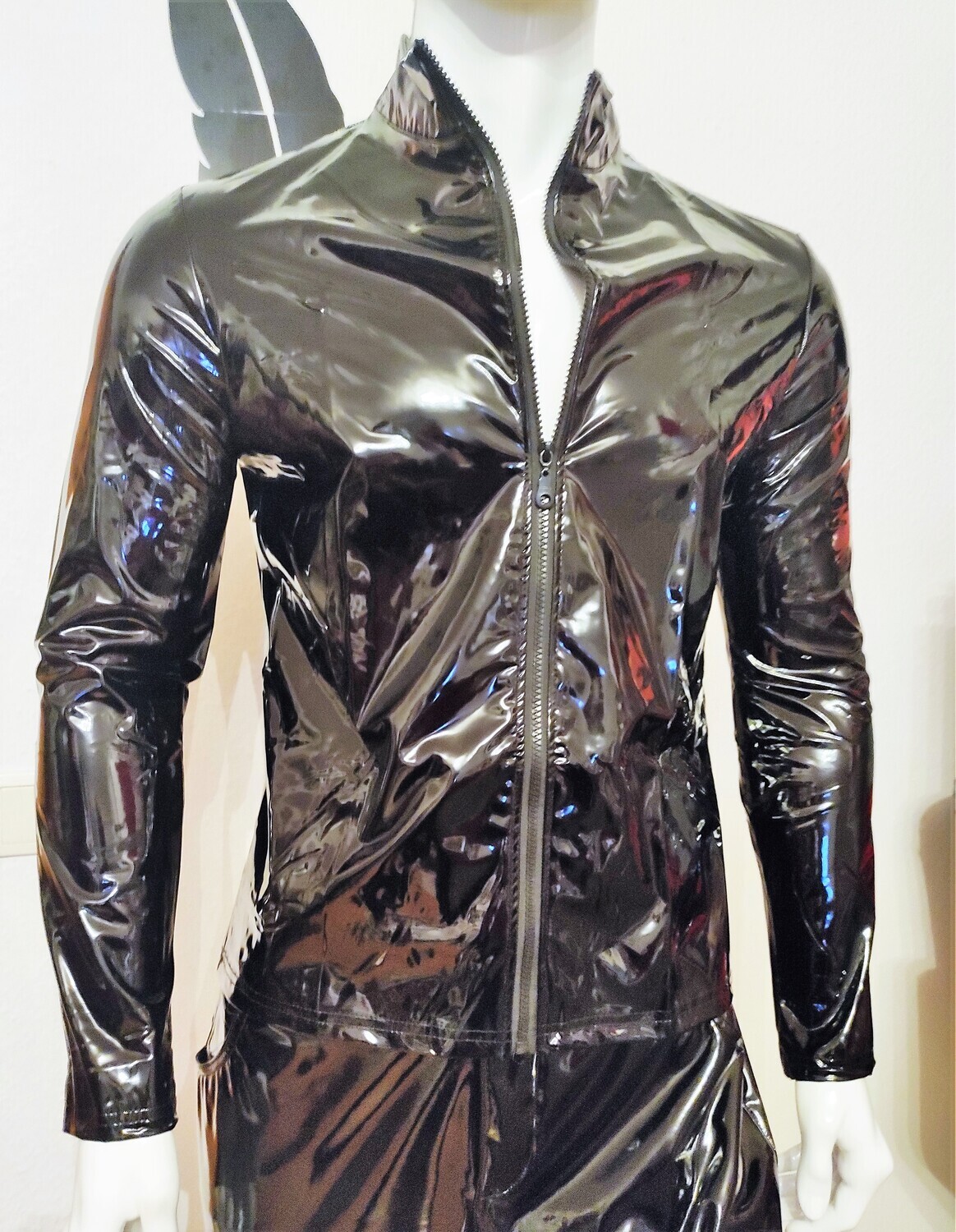 BRAND NEW! X-tra Hot ! Herren Lackleder Hemd Glossy Lack in Black, Größe L