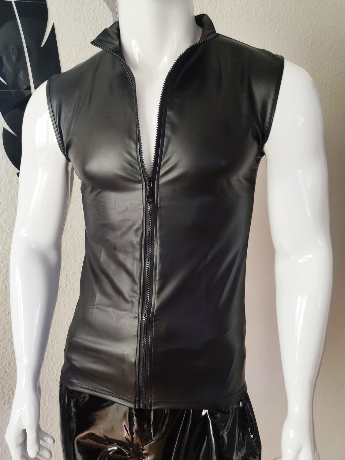 Black Leather Vest Hoodie TankToppStyle Zipp. Stehkragen Shape Lederoptik Größe XL