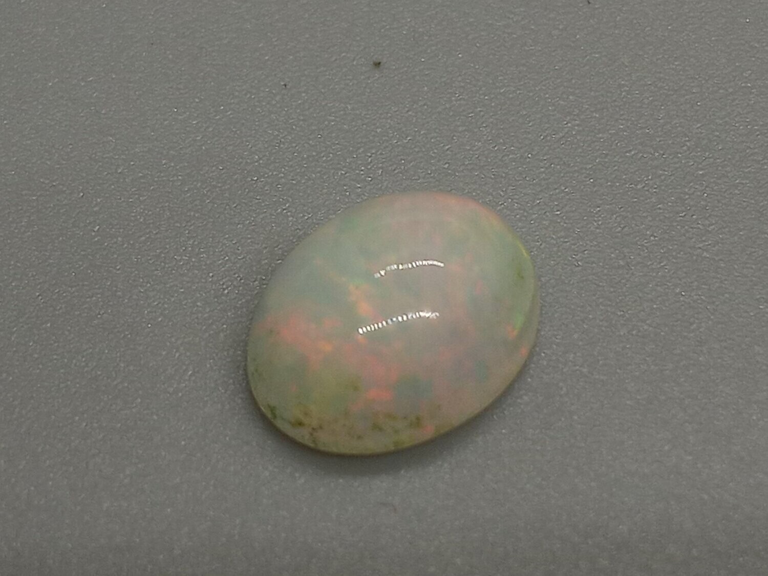 ETHIOPIAN OPAL CABACHON CUT 1.95 CTS