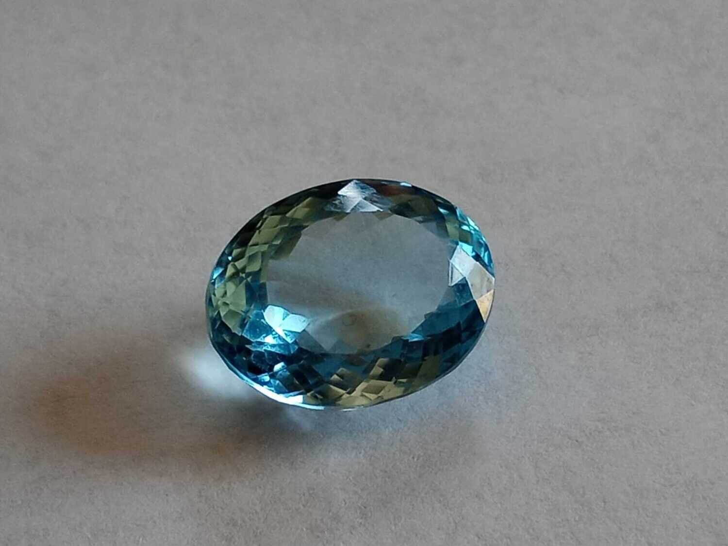 18mm 22.6cts Blue Topaz Gemstone, loose round cut