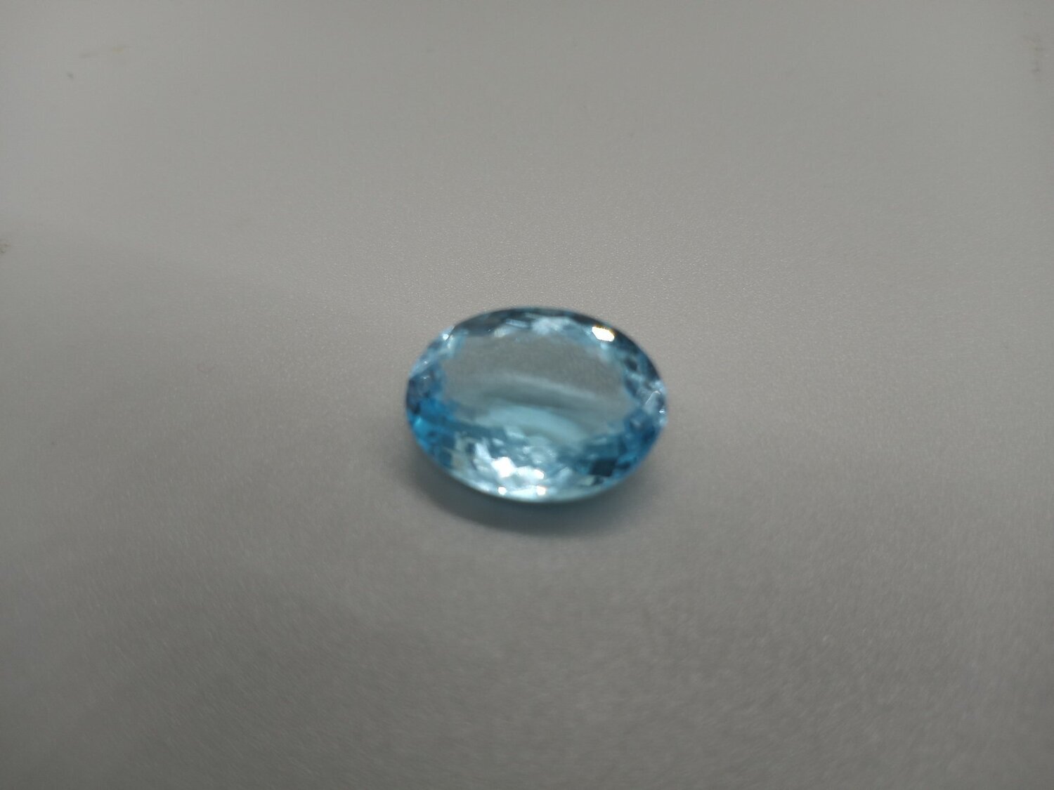 Blue Topaz, Oval Stone, 12.80cts, Loose