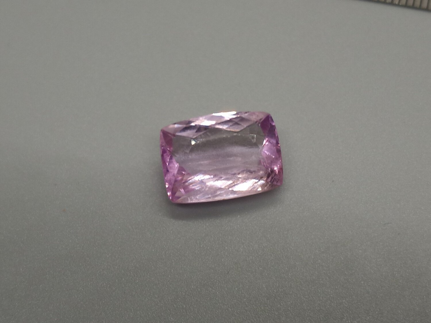 Kunzite round 8x8 store cts- 2.74.